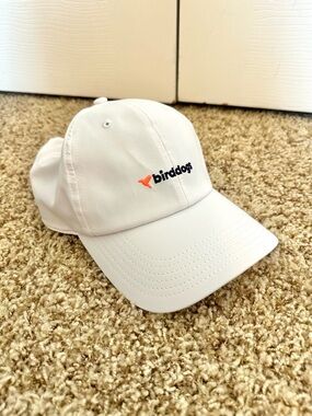 Birddogs Strapback Golf Cap White Adjustable Hat Quick Dry Mens OSFA NEW